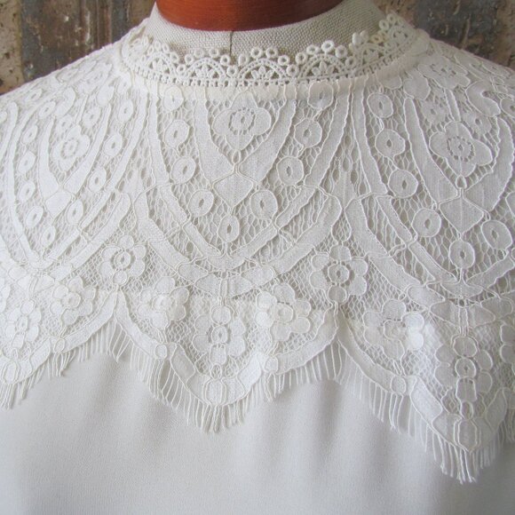 LACE BLOUSE, 8, CREAM OFF-WHITE IVORY by WHITE HOUSE BLACK MARKET, LONG SLEEVES - Picture 2 of 8